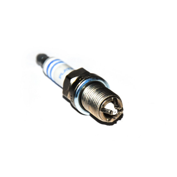 Świeca zapłonowa BMW E38 E39 E46 E60 E65 316 318 520 523 525 528 730 740 - 12120037607