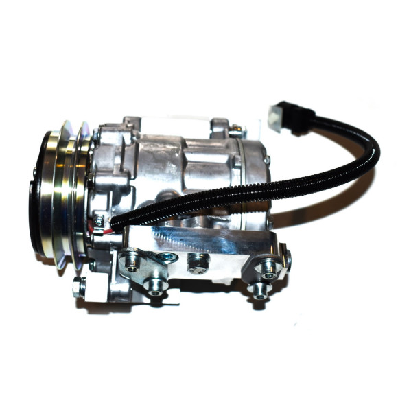 64528390468 Sprężarka klimatyzacji BMW E32 E34 735i E34 520i  535i M5 3,6 - 64528390468 - Części oryginalne BMW Łódź | Sklep internetowy BMW