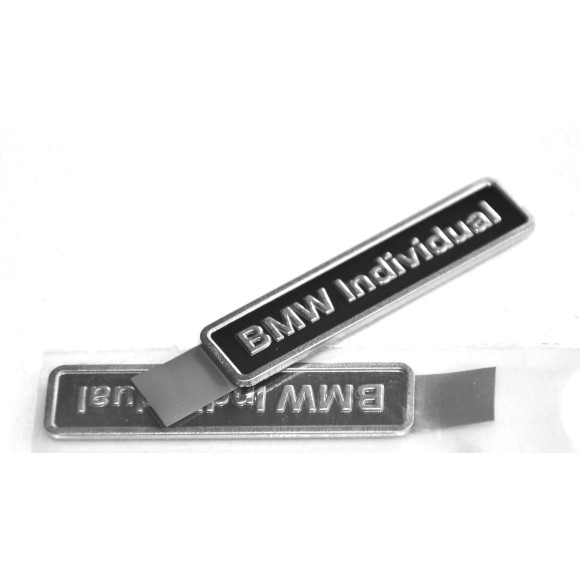 Emblemat BMW Individual BMW E46 E53 E60 E61 E63 E65 E70 E85 X4 E90 E91 F01 F07 F10 F11 F12 F30 F36 - 36137897226