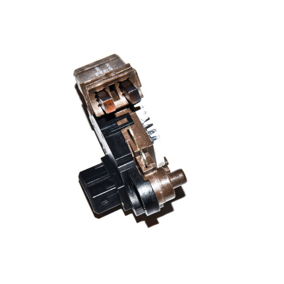 Regulator regler napięcia BMW E36 E38 E39 E46 316i 318i 320i 730i 740i 520i 525td 523i 528i Z3 - 12311432965