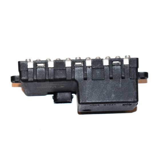 Regulator dmuchawy opornik BMW E60 E61 E63 E64 520 523 525 530 535 540 545 550 M5 630 645 650 M6 - 67636988452