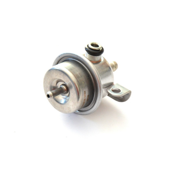 Regulator ciśnienia paliwa BMW E23 E24 E28 E30 E34 E32 316 318 320 325 730 735 530 535 - 13531711541