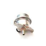Regulator ciśnienia paliwa BMW E23 E24 E28 E30 E34 E32 316 318 320 325 730 735 530 535 - 13531711541