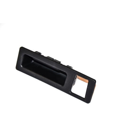 Przycisk klapy tył BMW F22 F23 F30 F30N F31 F31N F87 F87N  - 51247463162