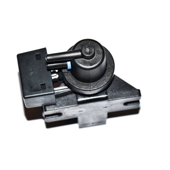 Przetwornik ciśnienia BMW E38 E39 E46 E87 E90 E53 X5 E70 E71 E83 E91 E92 E93 E65 E63 1,8d 2,0d 3,0d - 11747796634