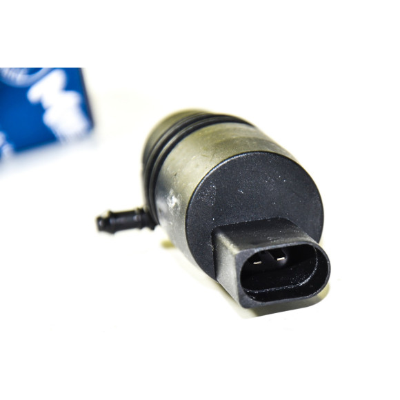 Pompka spryskiwacza szyb BMW E38 E39 E60 E61 E65 E81 E87 E87N E91 - 67128377612