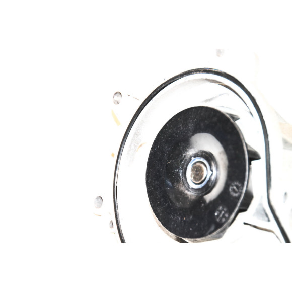 Pompa wody BMW E65 E66 735i 745i 760i - 11517586780