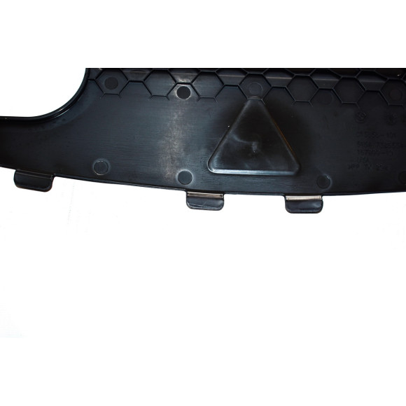 Pokrywa kanału powietrza BMW F15 F16 X5 X6 25d 28iX 35dX 40dX 50iX - 51647326554