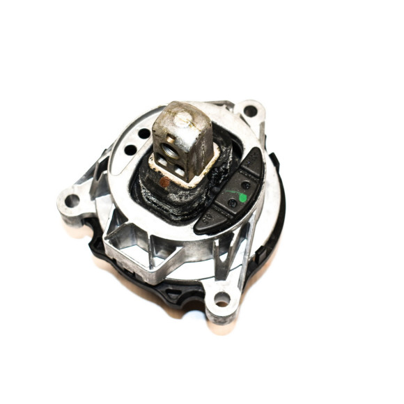 Poduszka silnika lewa BMW F30 F31 F32 F33 F34 F36 330dX 335dX 430dX 435dX - 22116785713
