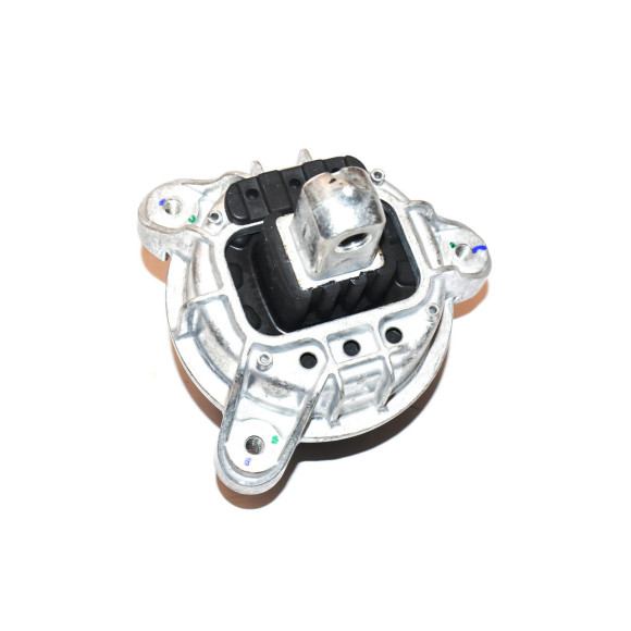 Poduszka silnika lewa BMW F10 F11 520dX 525dX B47 N47N - 22117935143