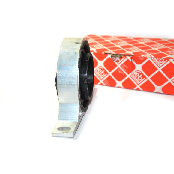 Podpora wału BMW E60 E61 LCI 525d 530d 545d 550i 535d 530xd E63 645 650 - 26127521856