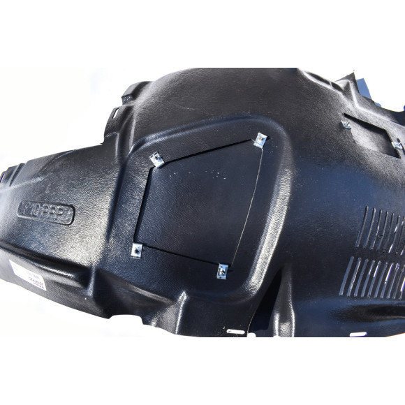 Osłona wnęki koła nadkole przód prawa BMW F10 F11 F10N F11N 518d 520d 520i 523i 525d 530i 530d 535i 535d 550 M550dX - 5171718672