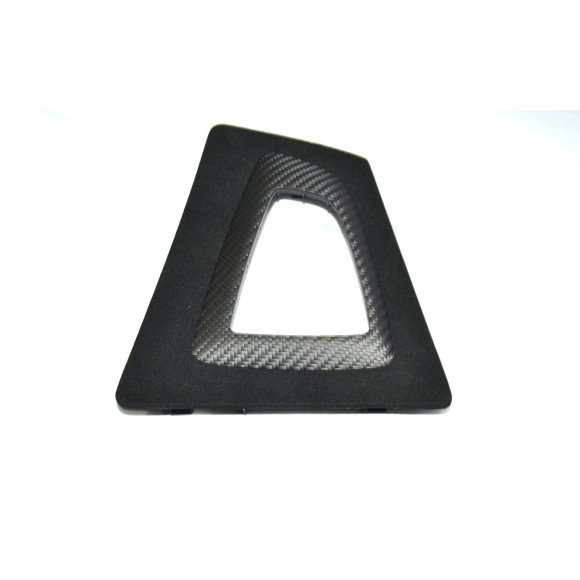 Osłona dźwigni zmiany biegów alcantara i carbon BMW F30 F31 F32 F34 F36 316 318 320 325 328 330 335 418 420 425 428 430 435 440 