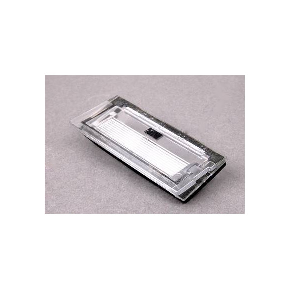 Szkło lampy oświetlenia tablicy rejestracyjnej BMW X5 E53 prod. do 09.2001r. - 51137004537