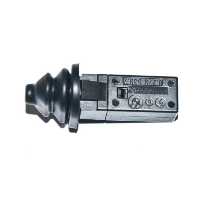 Odbojnik z wyrzutnikiem klapki paliwa BMW E46 E60 E61 E63 E64 E65 E70 E71 E83 E90 E91 E92 F01 F10 F11 - 51178228939