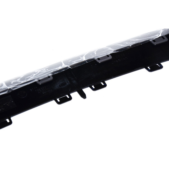Listwa ozdobna zderzaka przód środkowa BMW F32 F33 F36 418 420 425 428 430 435 440 - 51117294837