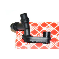 Króciec płynu chłodzącego BMW E46 316 318 320 323 325 328 330 - 17111707817