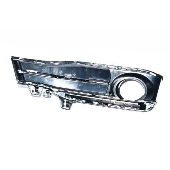 Kratka zamknięta zderzaka przód lewa BMW F30N F31N 316d 320d 320i - 51117396885