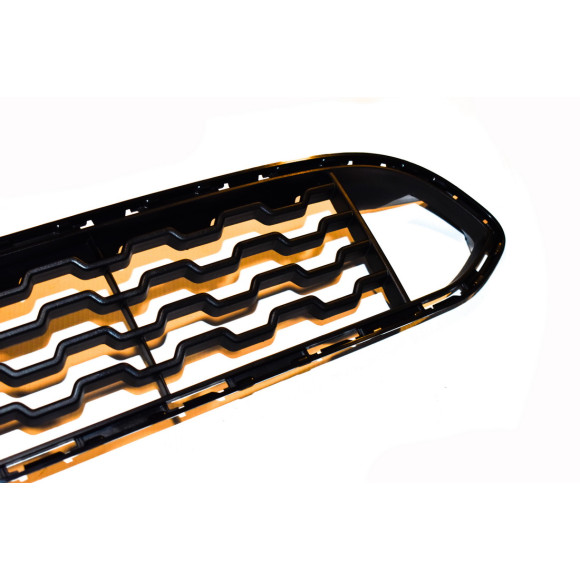 Kratka środkowa dolna zderzaka przód BMW X3 X4 F25 F26 , Dla samochodów z Pakiet aerodynamiczny M  - 51118056939