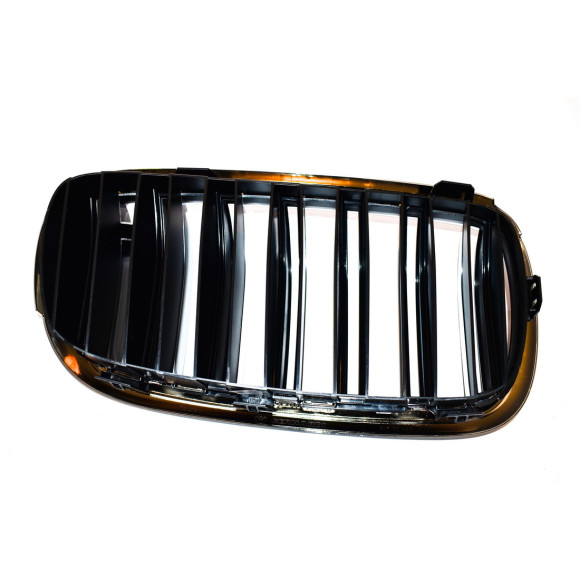 Kratka ozdobna lewa BMW F85 X5 M SAV - 51118056323