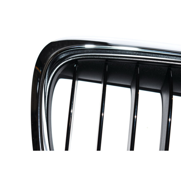 Kratka atrapa nerka ozdobna prawa BMW F45 F46 214 216 218 220 225 - 51137300544