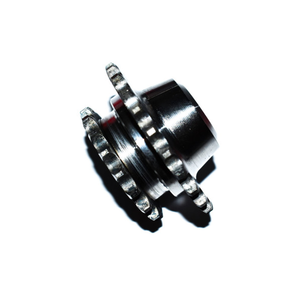 Koło łańcuchowe pompy wysokciśn. BMW E46 E53 X5 E60 E61 E63 E64 E65 E70 E83 E87 E90 E91 E92 E93 - 13527787279