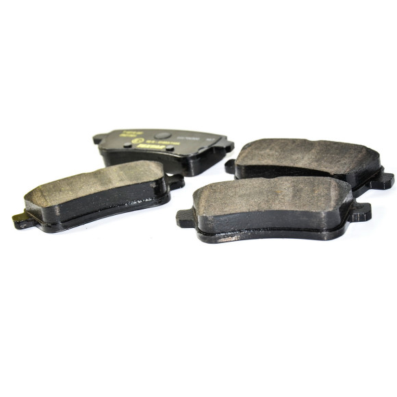 Klocki hamulcowe tył Mercedes A45 AMG GLA CLA - A0074209020
