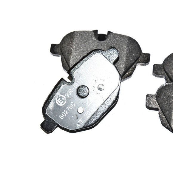 Klocki hamulcowe tył BMW F10 F11 F25 F26 X3 X4 518 520 525 528 530 535  - 34216862202