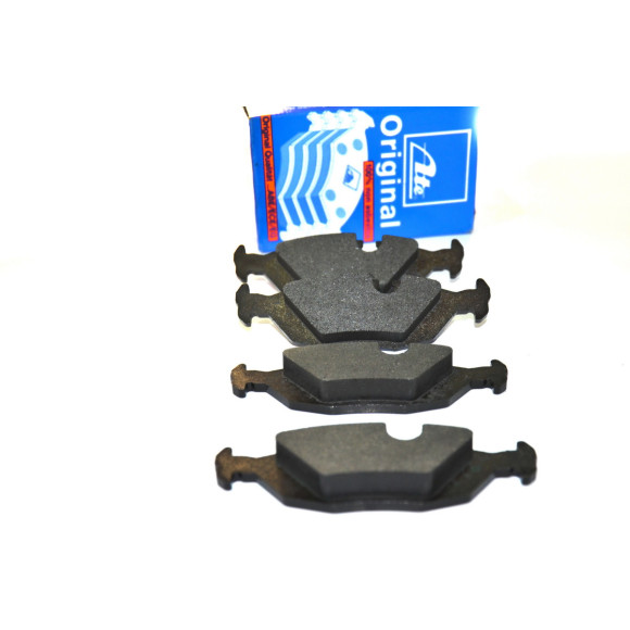 Klocki hamulcowe tył BMW E30 316i 318i 318is 320i 320is 323i 324td 325e 325i 325ix - 34211158912