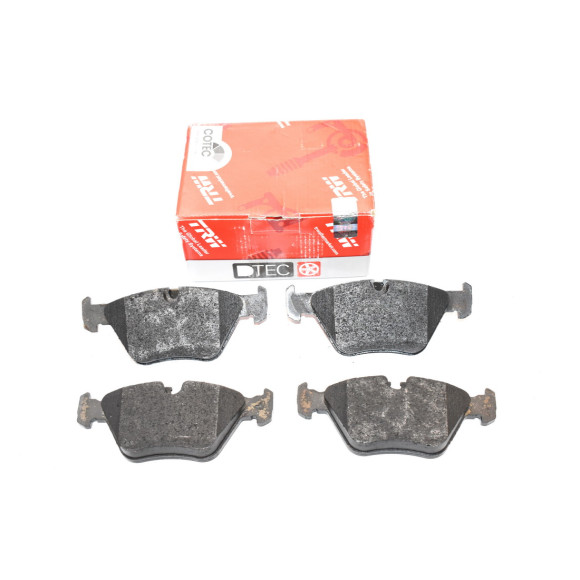 Klocki hamulcowe przód BMW E46 330i 330d M3 E83 X3 Z4 - 34112282416