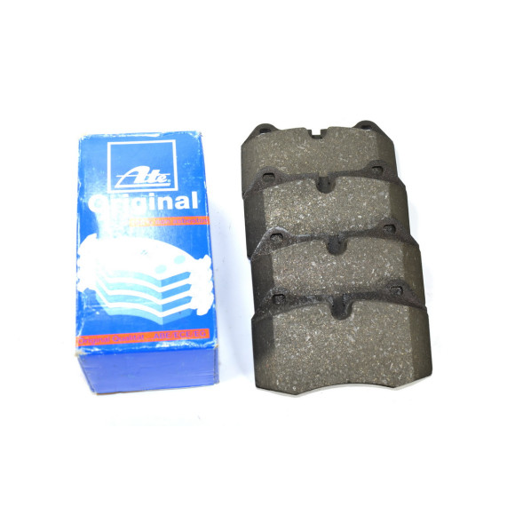 Klocki hamulcowe przód BMW E38 730i 730d 7258i 725tds 735i - 34116761249