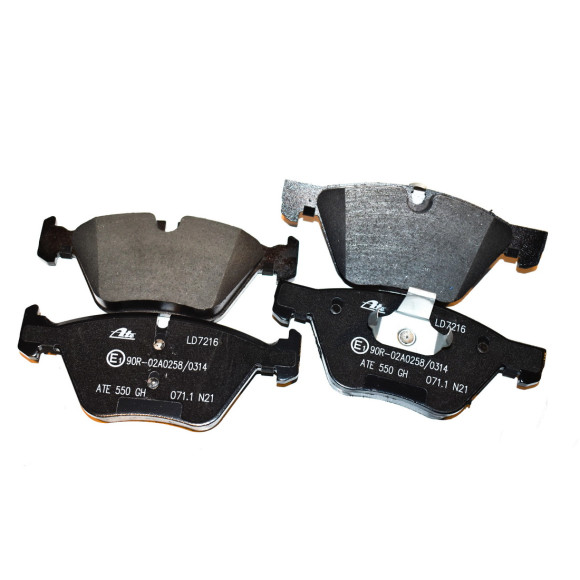 Klocki hamulcowe ceramiczne przód BMW E90 E91 E92 X1 318d 320d 318i 323i 325i 330i 330d 325d  - 34116771868