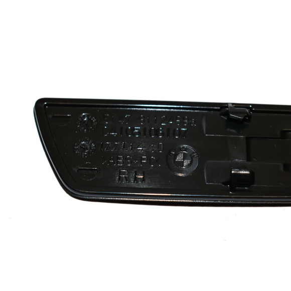 Klamra pasa górnego obudowy prawa BMW E70 X5 3.0si 4.8i 3.5d - 51479119106