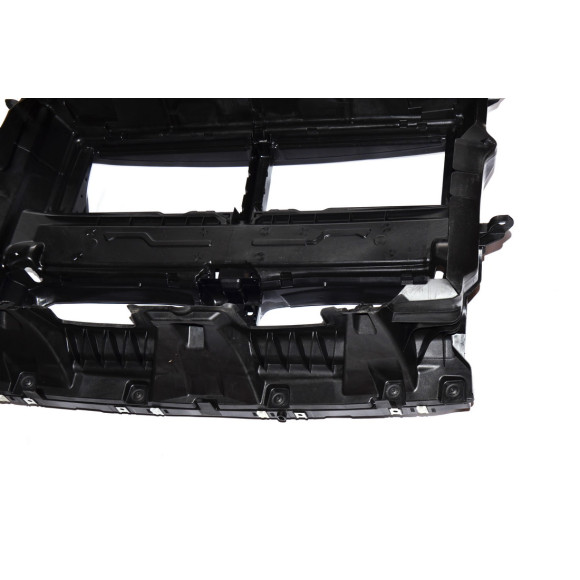 Kanał wlot powietrza środkowy BMW E84 X1 16d 18i 18d 20i 20d 25d 25i 28i - 51747374197