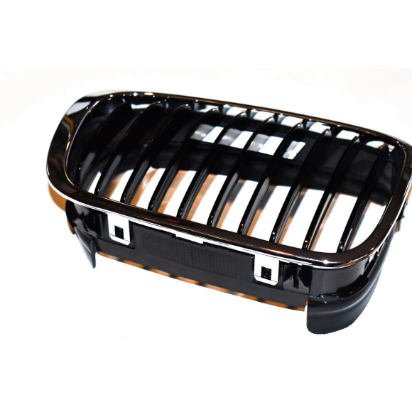 Nerka atrapa BMW prawa  BMW E46 316 318 320 323 325 328 330 prod. do 09/2001 - 51138208490