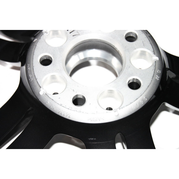 Felga aluminiowa 19" kuta BMW E63 M6 - 36112283860