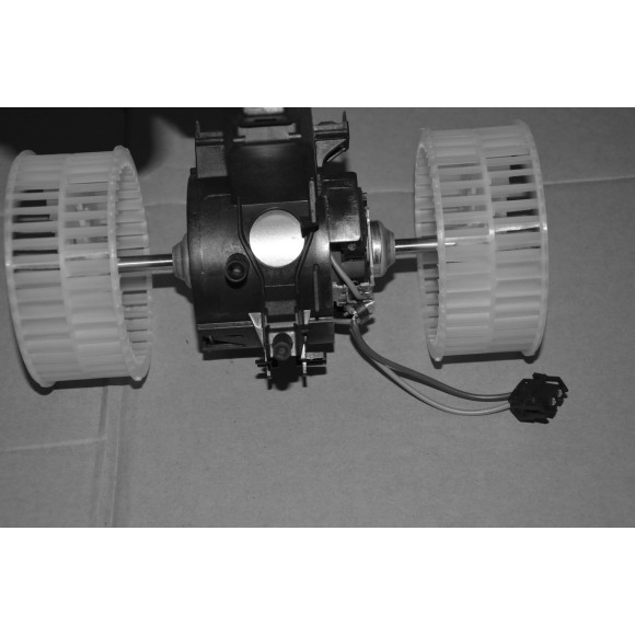 Dmuchawa wentylator wnętrza BMW E60 E61 E63 520 523 525 530 545 550 630 645 650 - 64116933910