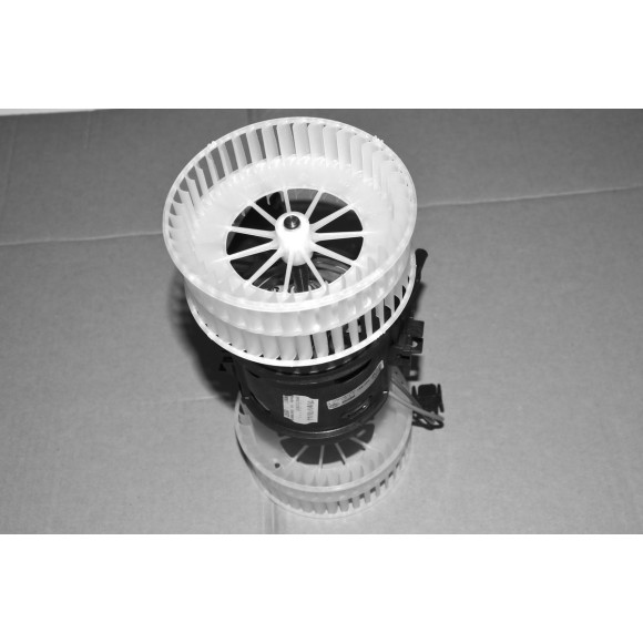 Dmuchawa wentylator wnętrza BMW E60 E61 E63 520 523 525 530 545 550 630 645 650 - 64116933910