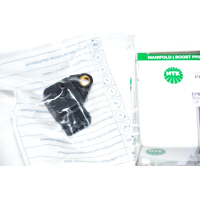 Czujnik ciśnienia w kolektorze BMW E46 X5 E60 E65 E87 E90 1,8d 2,0d 3,0d - 13617787142