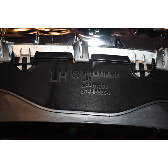 Atrapa nerka lewa titan BMW E70 E71 E70N E72 X5 X6 30dX 40dX 35dX 35iX 50iX M - 51137185223