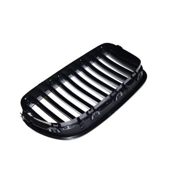 Atrapa nerka grill czarna lewa BMW F10 F11 M PERFORMANCE 518 520 523 525 528 530 535 550 - 51712165539