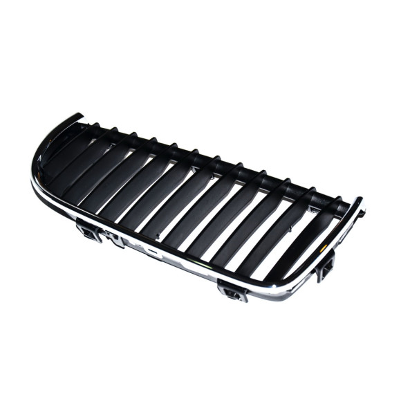 Atrapa nerka chromowana prawa BMW E90 E91 316 318 320 323 325 328 330 335 M3 - 51137120008