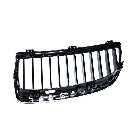 Atrapa nerka chromowana prawa BMW E90 E91 316 318 320 323 325 328 330 335 M3 - 51137120008