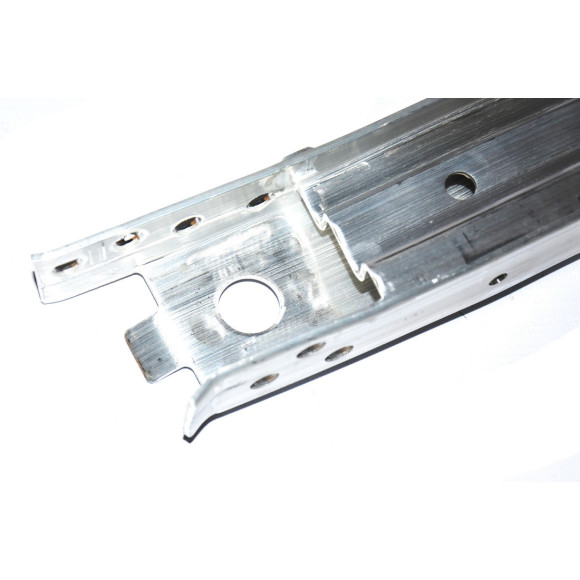 Adapter dolny lewy podłużnica MINI F54 F54N F55 F56 F60 - 51117368481