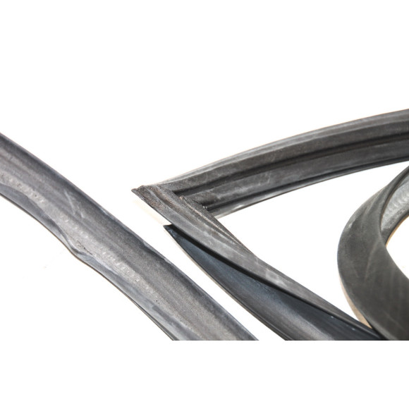 Uszczelka pokrywy bagażnika BMW E28 518 520 524 525 528 533 535 M5 M535i - 51711889473