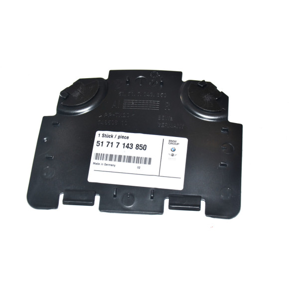 Osłona nadkola przód prawa BMW E82 E88 E90 E91 118 120 123 125316 318 320 323 325 328 330 335 - 51717143850