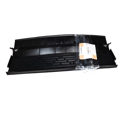 Kanał powietrza przedni dolny BMW E60 E61 520 523 525 528 530 535 540 545 550 - 51717897174