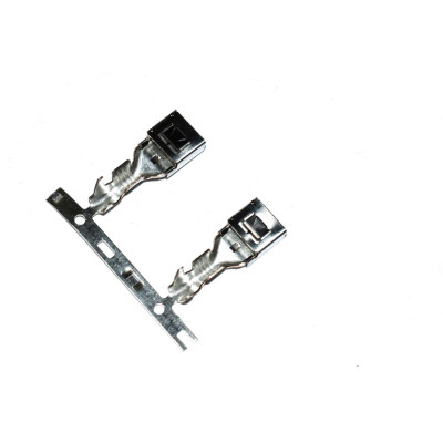 Styka gniazda ELO BMW E36 E38 E39 E46 E52 E53 E60 E70 E81 E83 E85 E90 F20 F25 F30 F54 I01 I12 - 61138364842