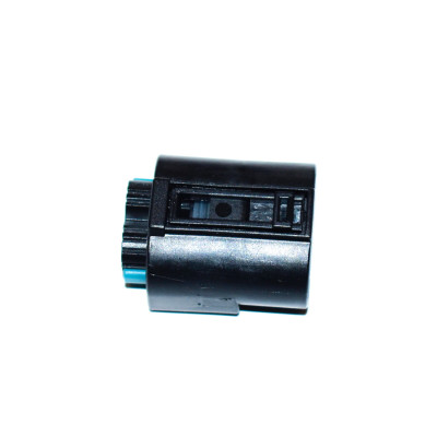 Uniwersalna obudowa gniazdka BMW E38 E39 E46 E53 E71 E81 F01 F07 F10 F13 F39 F40 G11 G12 G20 - 61138373332