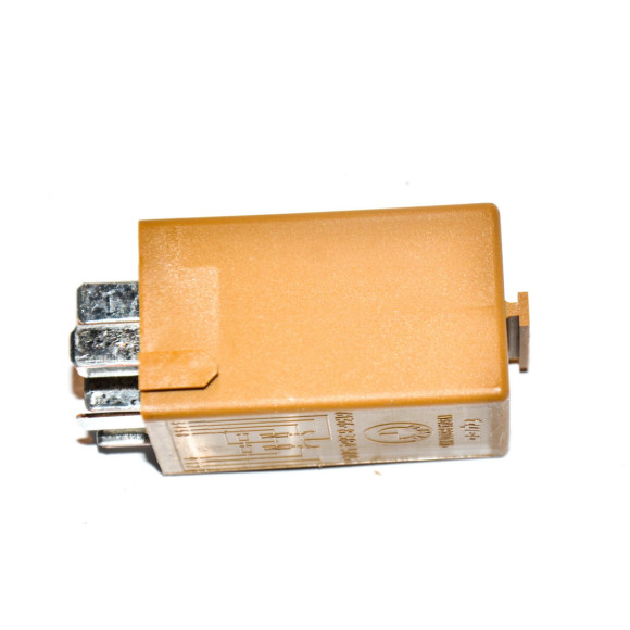 Przekaźnik wycieraczek BMW E38 E39 E46 E53 E60 E61 E63 E64 E83 630 645 650 M5 520 523 525 530 535 550 316 318 320 323 325 330 - 